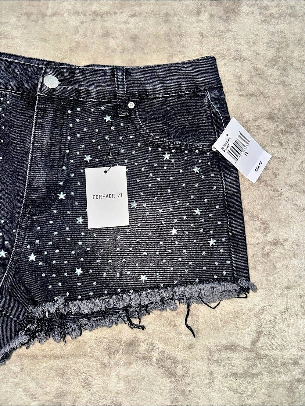 Forever 21 Star Studded Denim Shorts Black - Picture 2 of 3